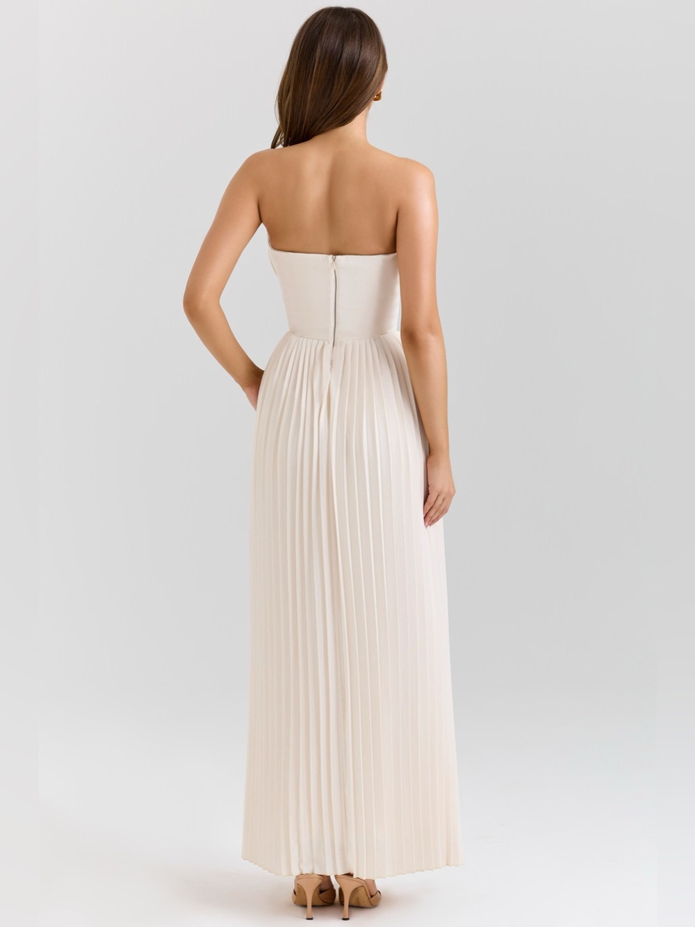 HOUSE OF CB 'Marcella' Ivory Georgette Pleated Maxi Dress NWOT - Picture 2 of 7